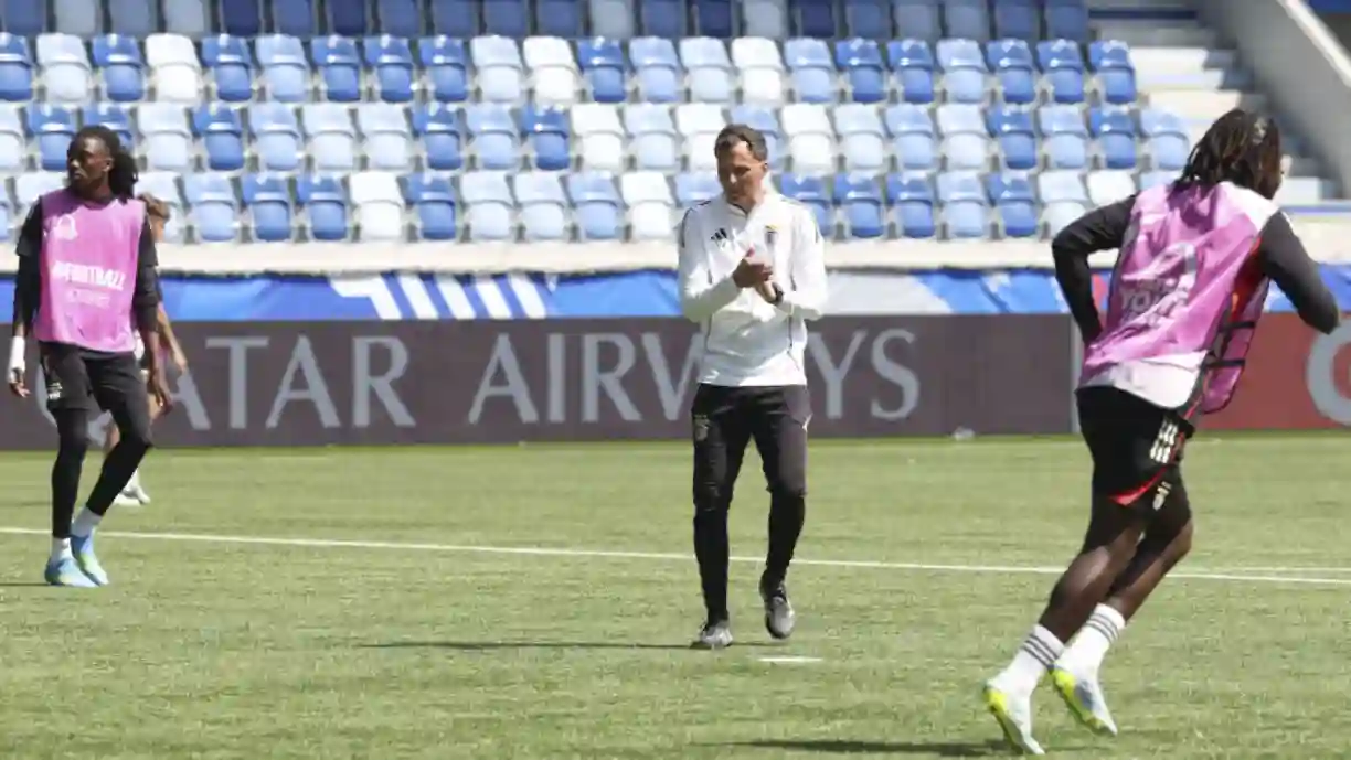 Cobiçado por alguns, Vítor Vinha toma decisão em relação ao Benfica