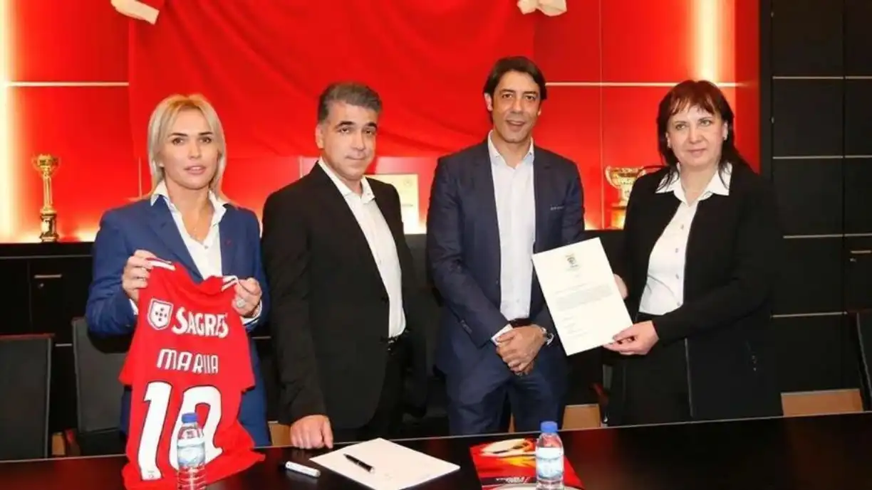 Diretora de Academia do Benfica na Ucrânia, Maria Krivopishina é procurada pela Interpol após morte de criança de 10 anos