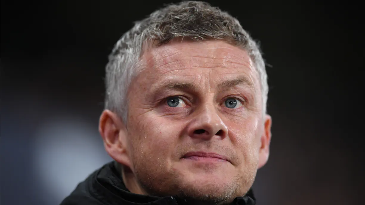 Pai de craque do Benfica revela conversa com Solskjaer que mudou futuro do filho: "Significou muito"