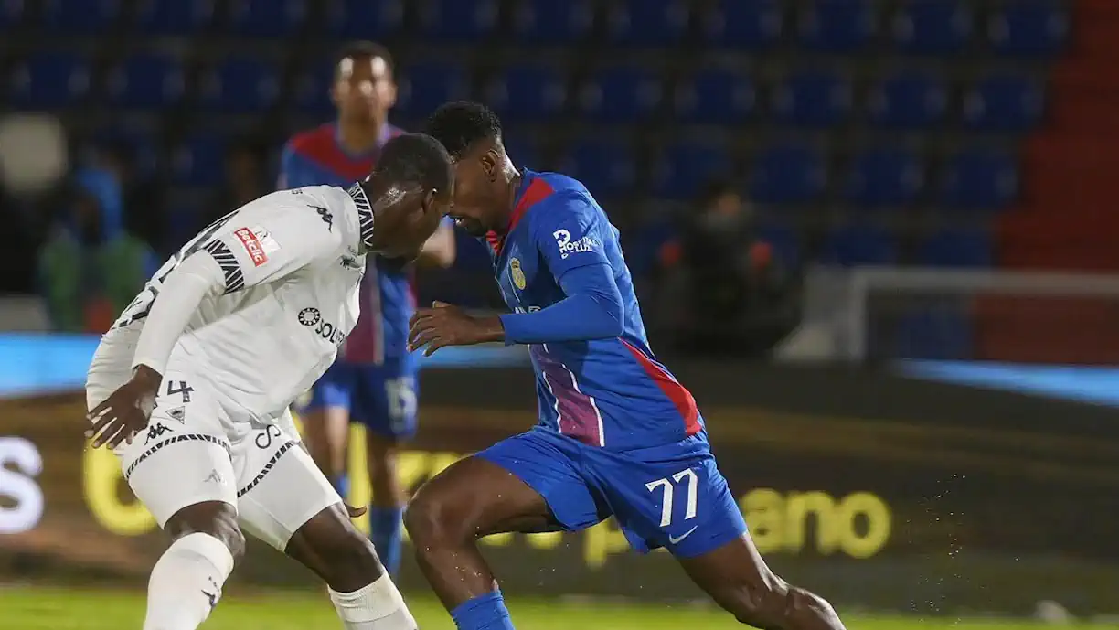 Negócio fechado! Avançado do Alverca a caminho do Benfica
