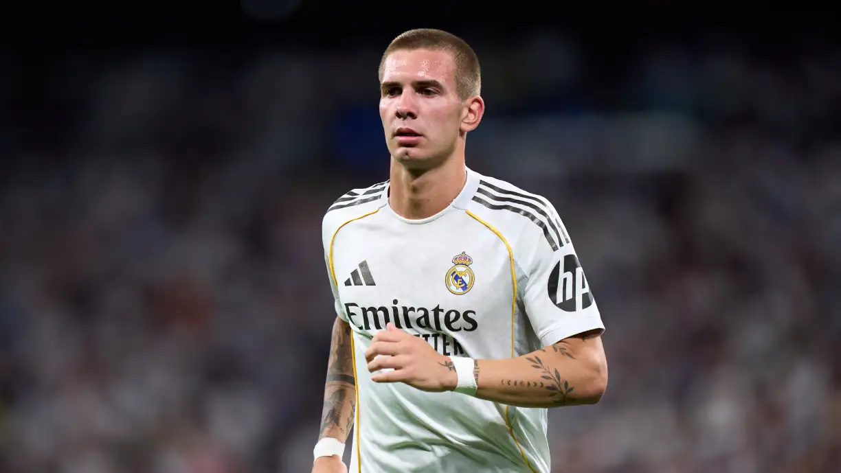 Franco Mastantuono deverá ser emprestado pelo Real Madrid e, mesmo com o Benfica interessado, quer jogar no River Plate