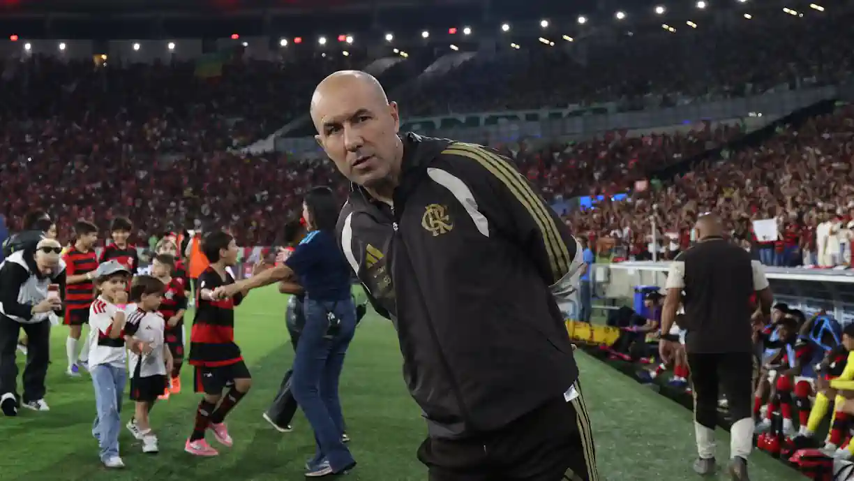 Leonardo Jardim antevê duelo com o Benfica e diz quem vai jogar