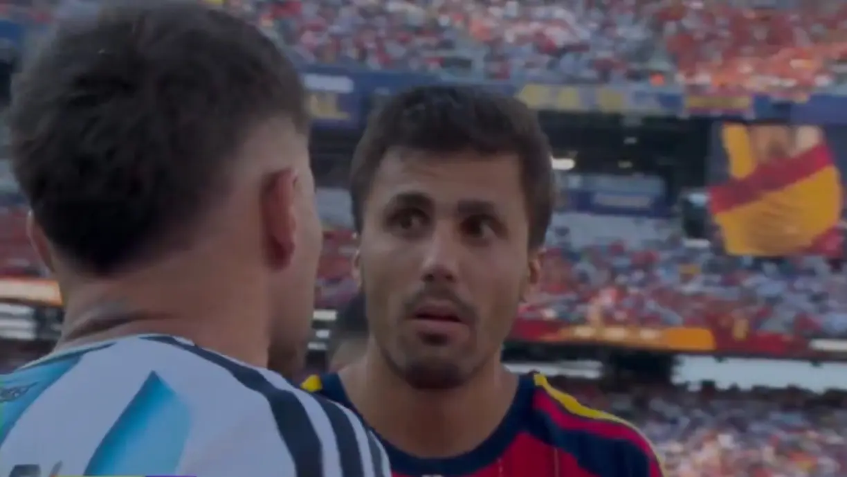 Antigo central do Benfica, Otamendi recusa-se a cumprimentar Rodri após título da Espanha sobre a Argentina
