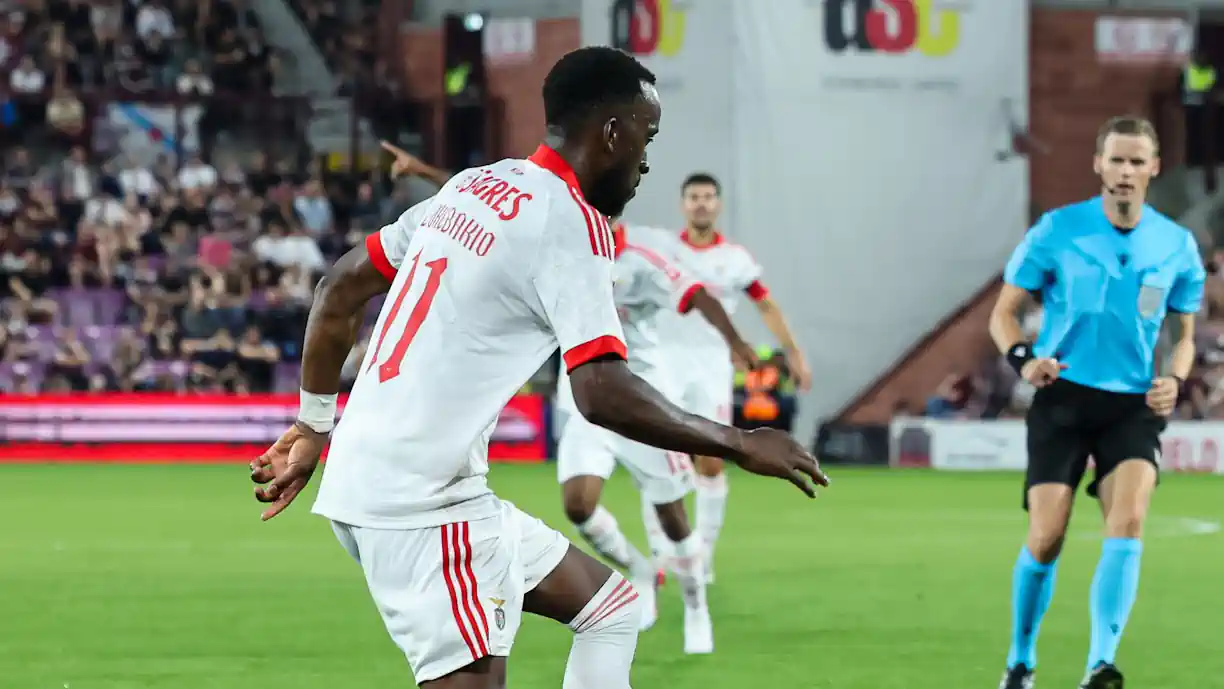 Exclusivo Glorioso 1904 - Sevilha quer voltar a contar com Dodi Lukebakio, mas não tem capacidade financeira para concretizar o regresso do extremo do Benfica