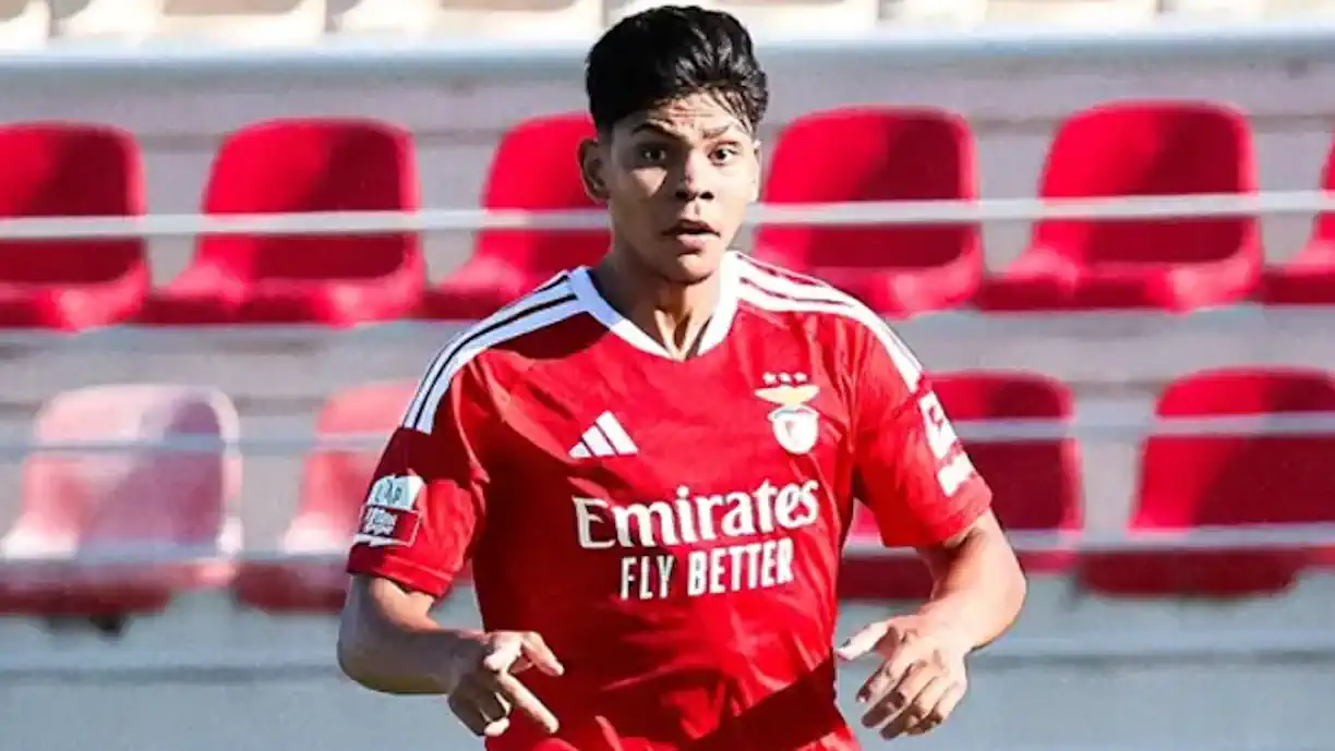 Pedro Alves, diretor-geral do Athletic - antigo clube de Gabriel Índio - , acredita que o central brasileiro vai ficar pouco tempo na Luz