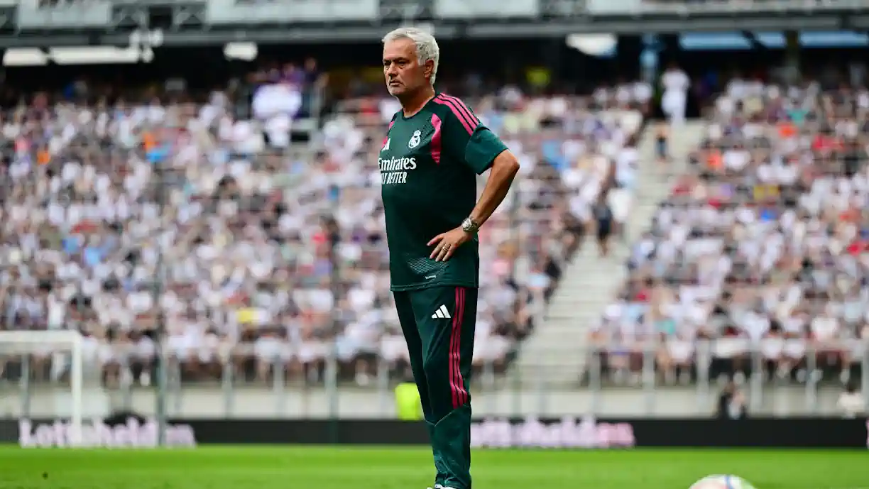 José Mourinho conquista primeiro troféu da temporada pelo Real Madrid
