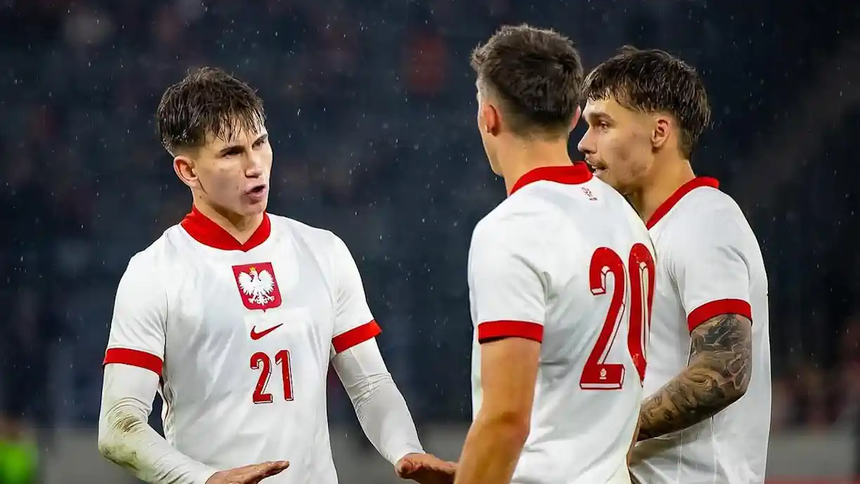 Marcel Regula está perto de rumar ao Burnley, que prepara uma proposta de até 8 milhões de euros pelo avançado anteriormente associado ao Benfica
