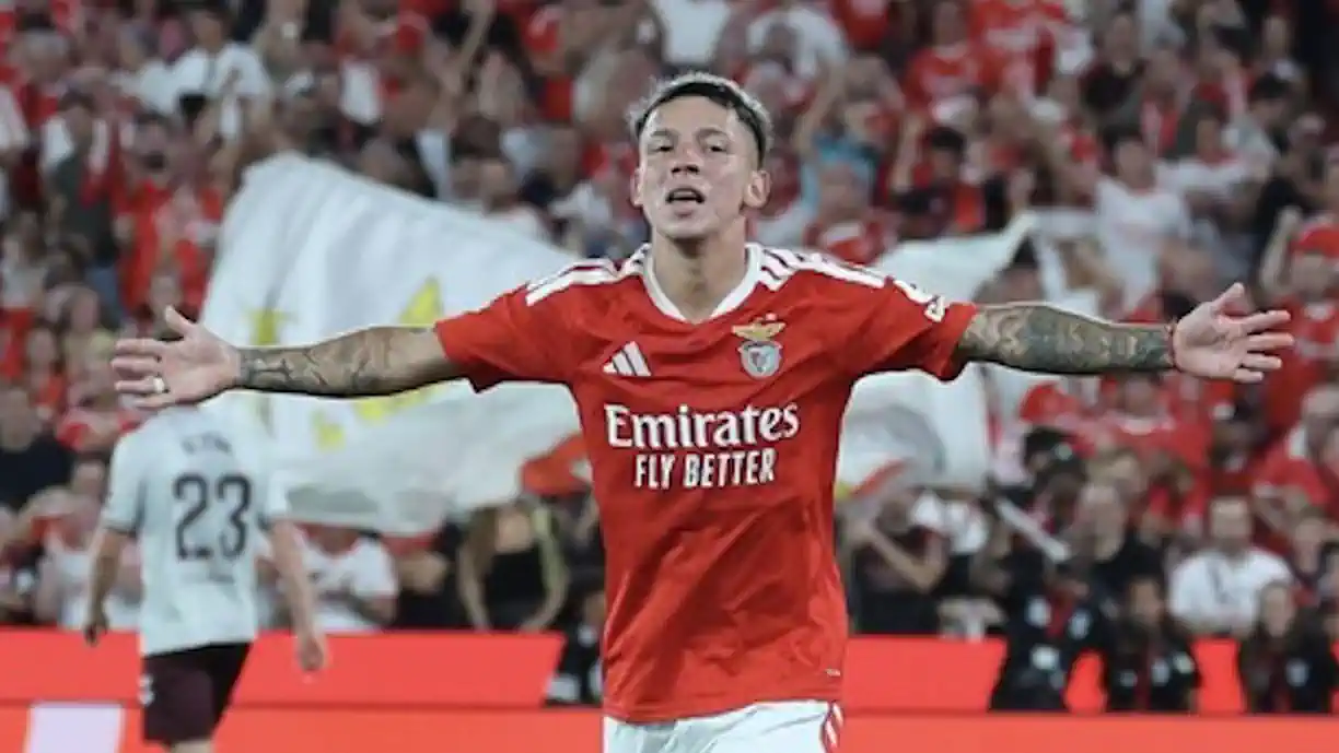 Gianluca Prestianni está confiante que a temporada 2026/27 vai ser de afirmação no Benfica, após ter marcado um golaço contra o Hearts