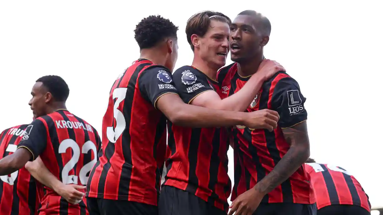 Craque do Bournemouth, Rayan, revela que recebeu proposta do Benfica antes de acertar sua ida para a Premier League