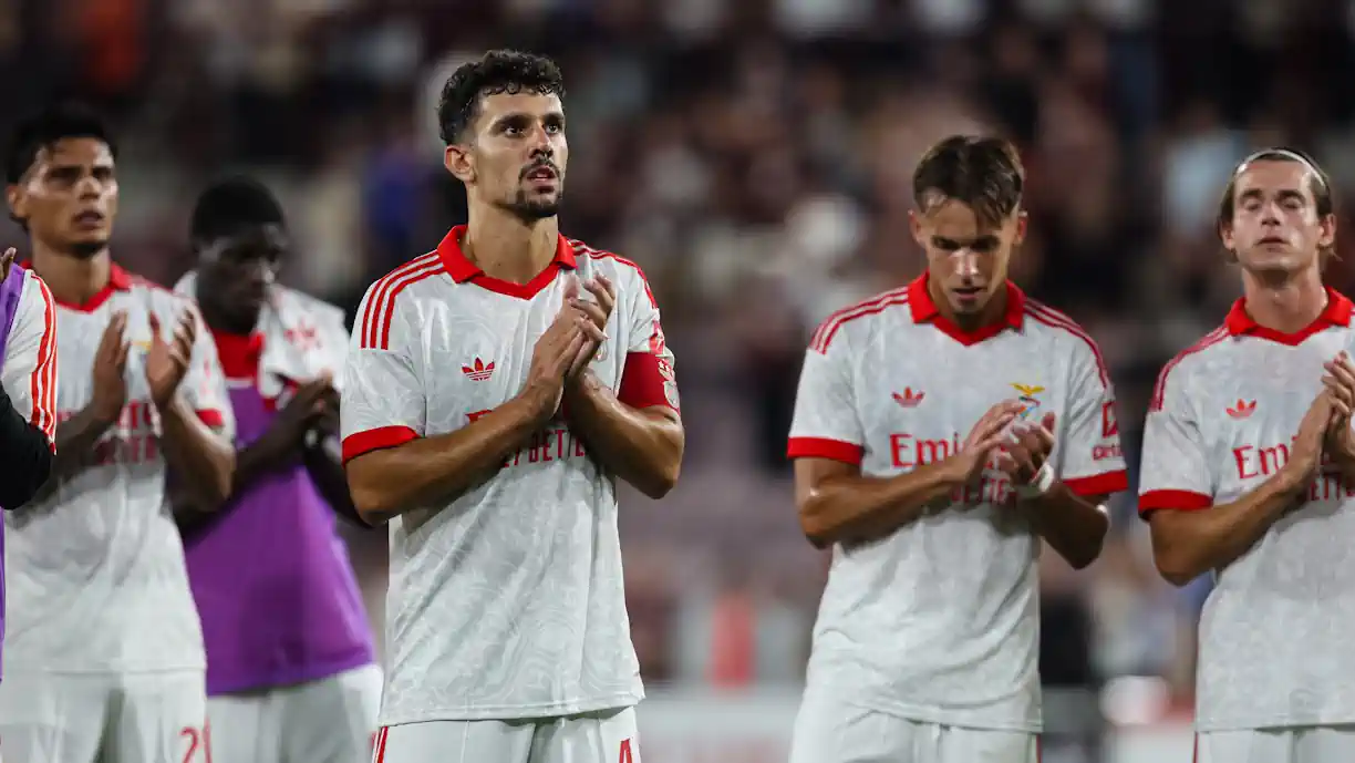 Benfica está no playoff da Liga Europa, mas falhou registo de Roger Schmidt