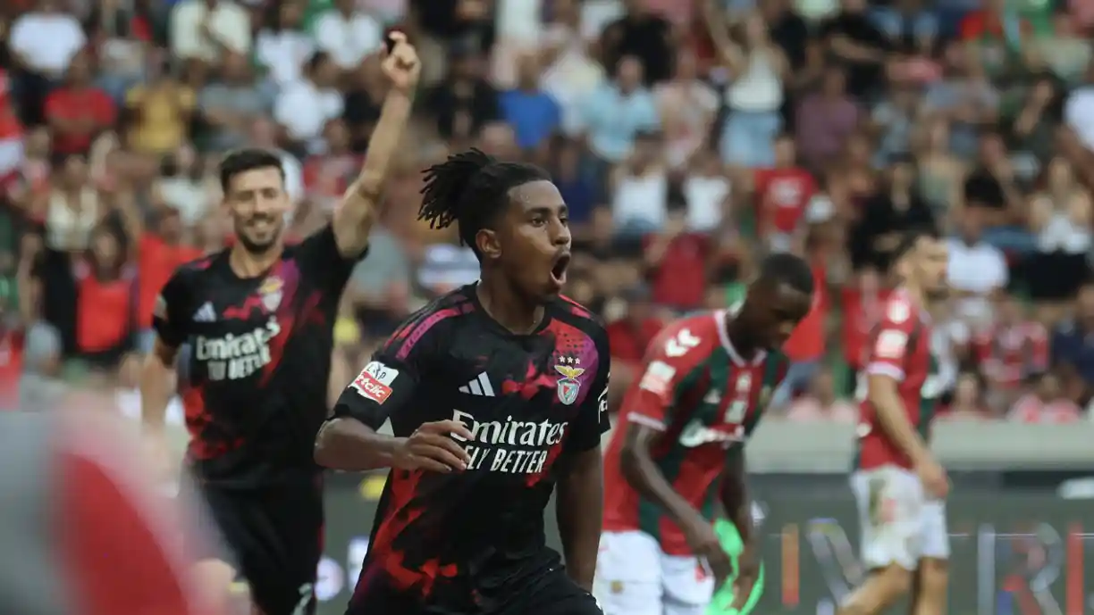 Leandro Barreiro foi o grande destaque do Benfica na vitória sobre o Marítimo com dois golos na Liga Portugal