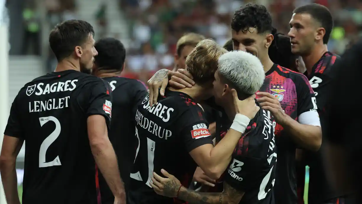 Gianluca Prestianni já marcou seis golos em oito jogos pelo Benfica esta temporada, o dobro dos golos que marcou nos 41 jogos da época passada