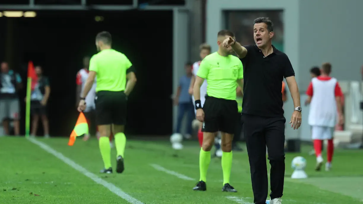 Lesão de Bah, Palhinha e relvado; Tudo o que disse Marco Silva após vitória no Marítimo - Benfica