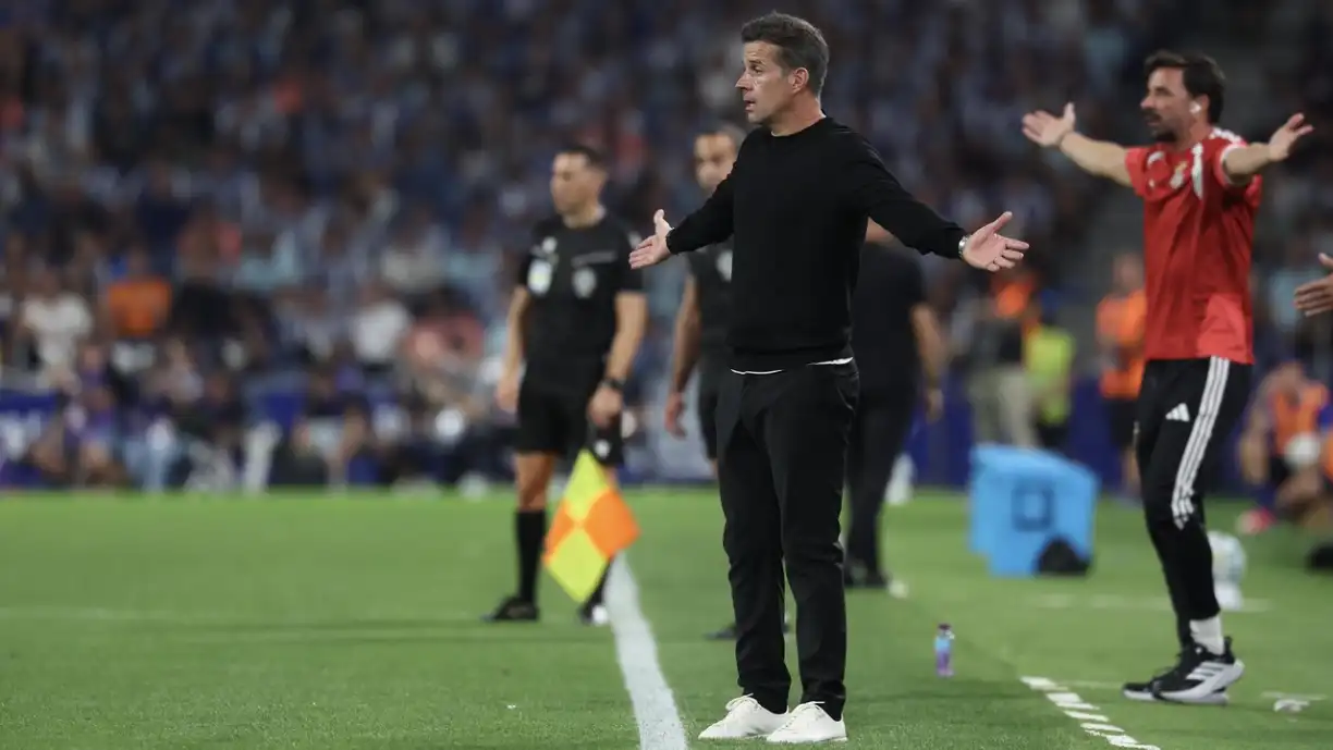 Após a derrota para o Porto na Liga Portugal, Marco Silva falou em conferência de imprensa, mas evitou entrar no assunto arbitragem