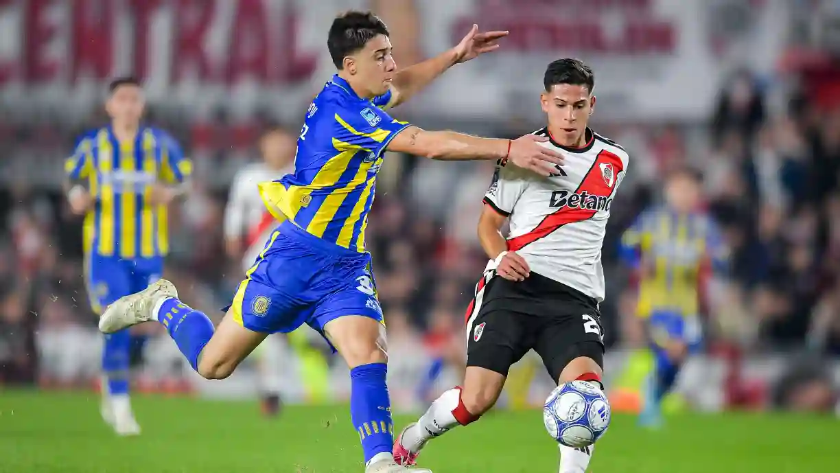 Benfica demonstrou interesse na contratação de Lautaro Pereyra, jovem estrela do River Plate, mas argentinos não querem negociar neste momento