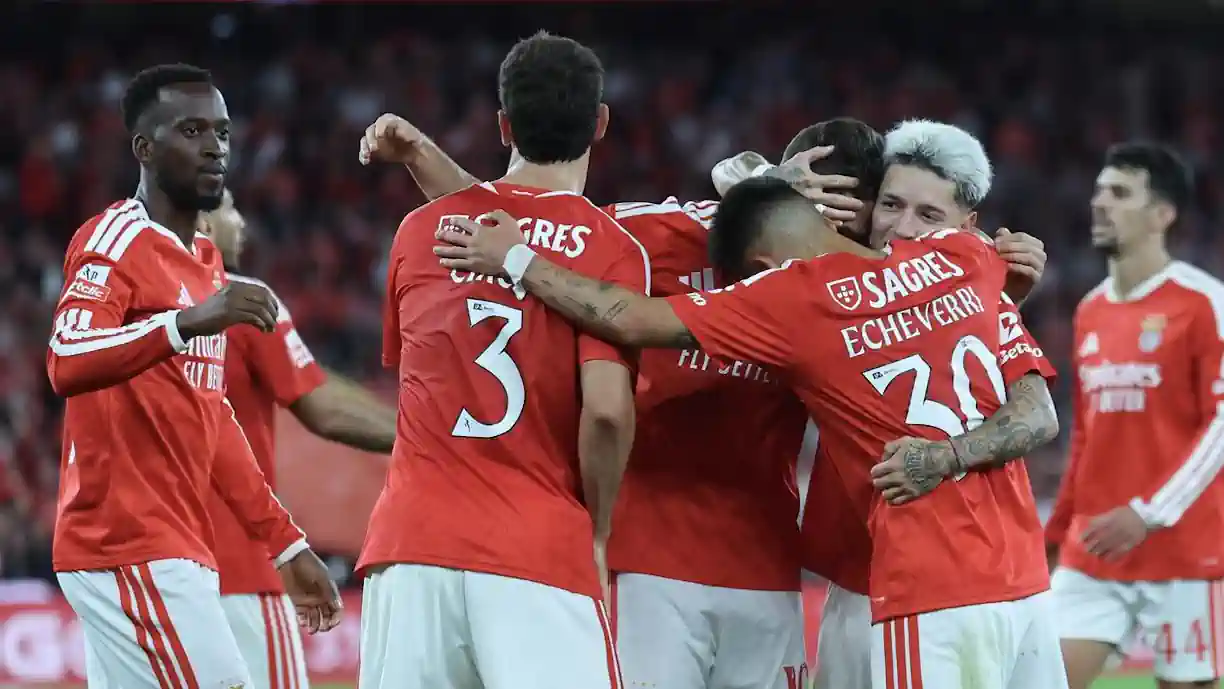 Apesar de ter marcado ao Vitória de Guimarães, Georgiy Sudakov não é titular no Benfica, diz Nuno Paralvas