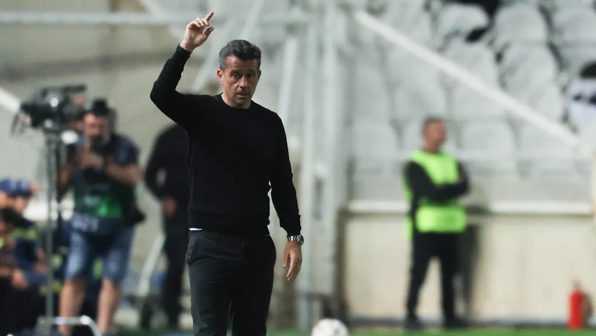 Luís Avelãs considera que o Benfica, de Marco Silva, esteve longe de convencer na primeira parte frente ao Omonia