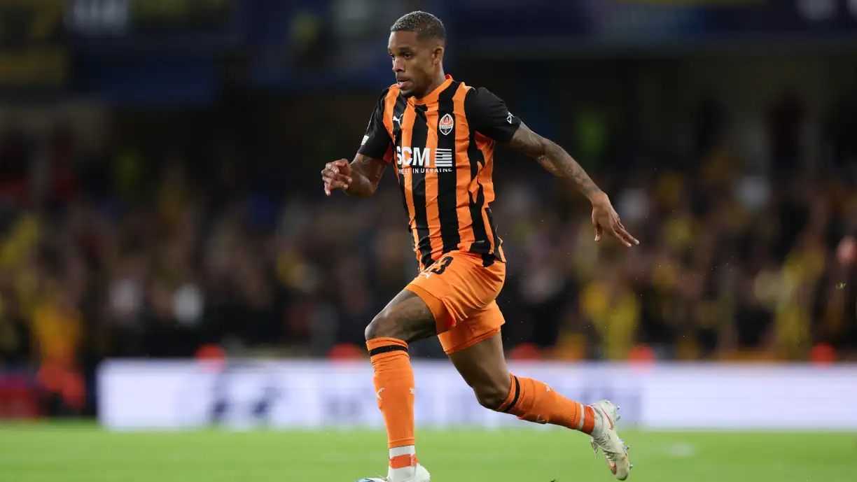 Benfica na corrida por Pedro Henrique do Shakhtar Donetsk