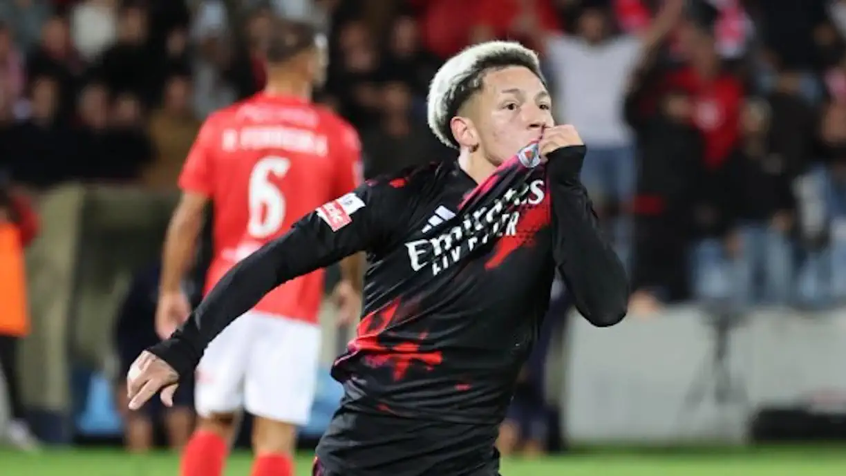 Gianluca Prestianni está em grande no Benfica e os números da Liga revelam dados impressionantes ; Fotografia de SL Benfica