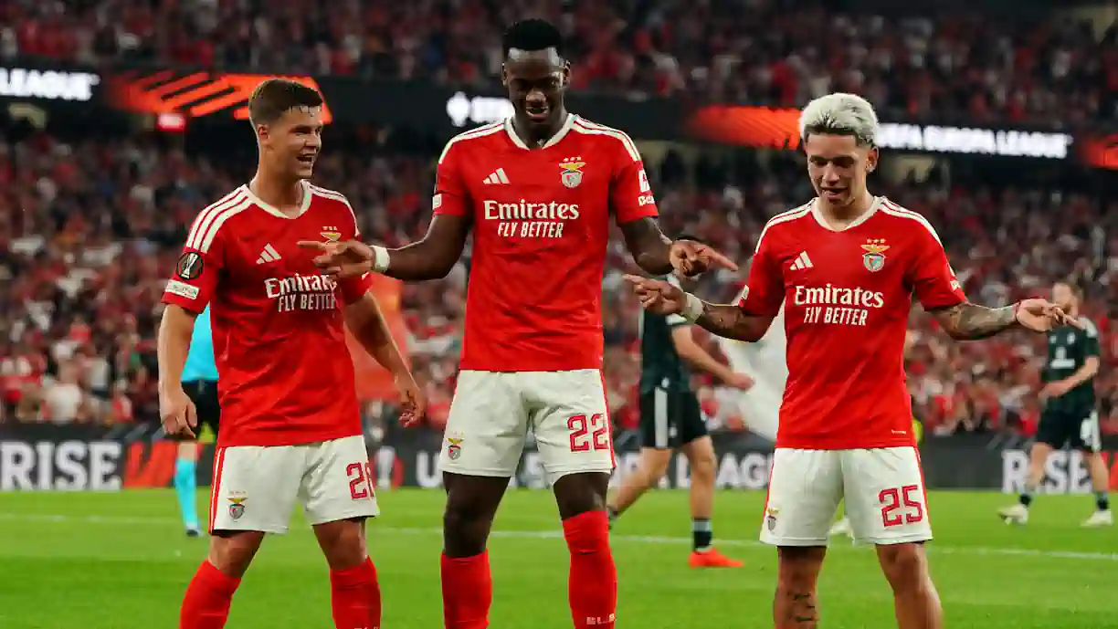 Benfica derrotou o Celtic por 4-1, esta quinta-feira, no Estádio da Luz, em jogo da segunda jornada da fase de liga da Liga Europa