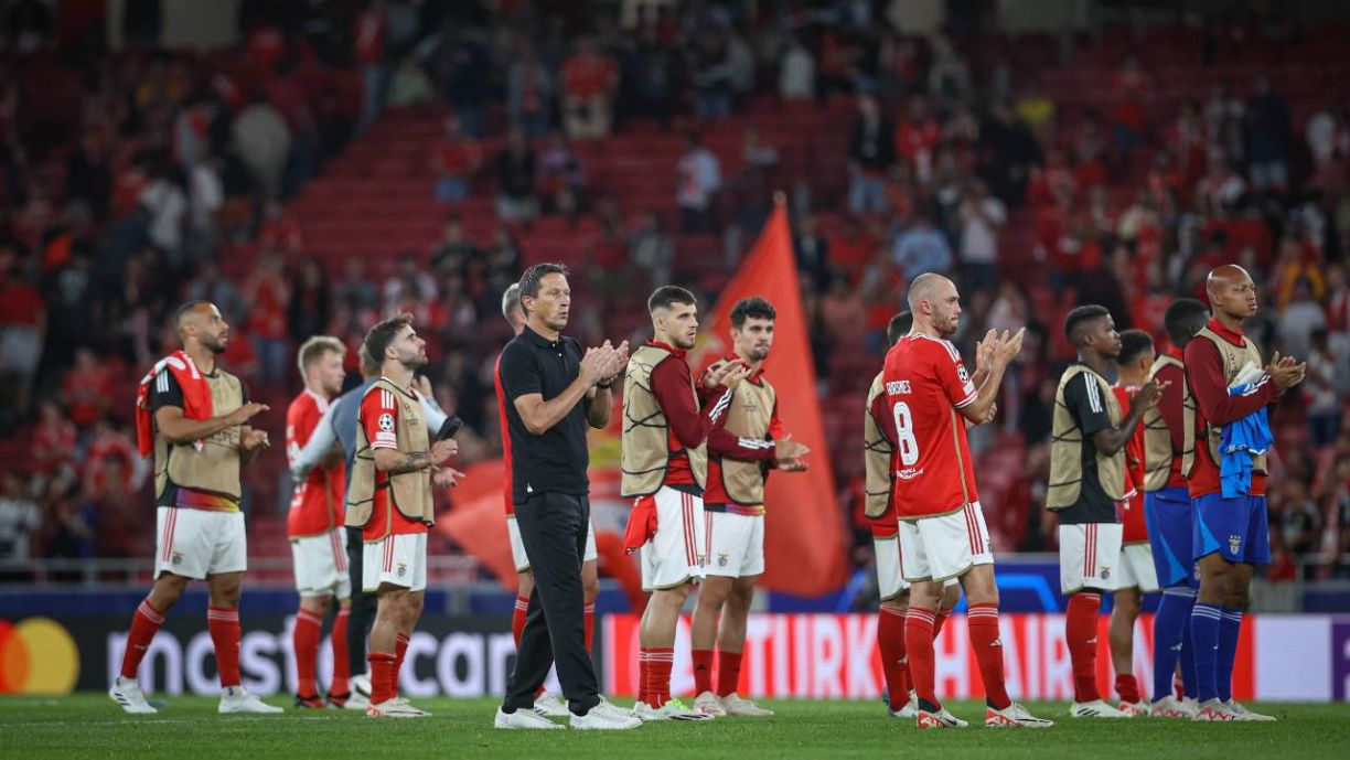 Benfica vs Salzburgo - Roger Schmidt e equipa